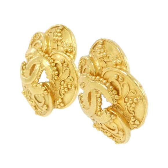 CHANEL Gold Earrings - Picture 2 of 3